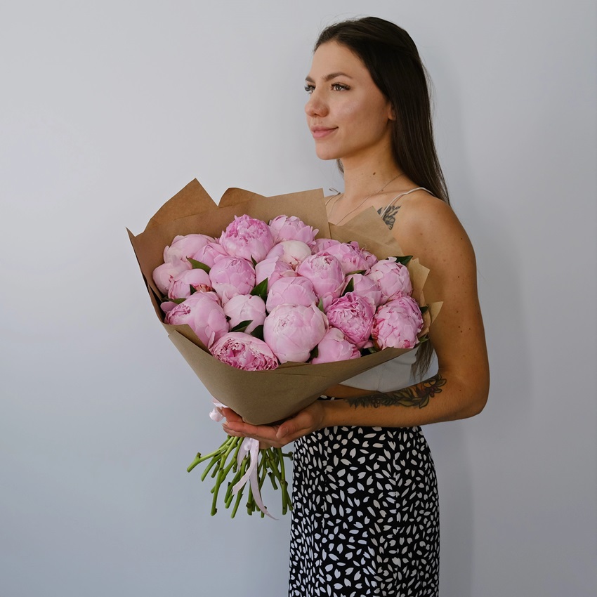 Пионы ароматные Сара Бернар ОТБОРНЫЕ, 25 штучек