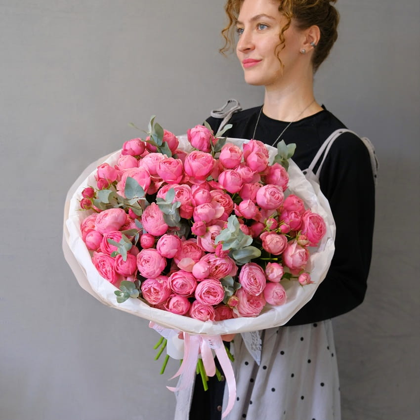Кустовые пионовидные розы, 15 штучек в букете "Silva Pink"