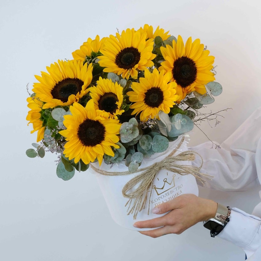 Подсолнухи в коробке «Подарю тебе Солнце»