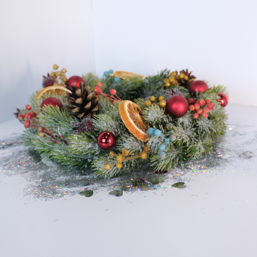 Новогодний венок с апельсиновыми дольками (искусственный)
