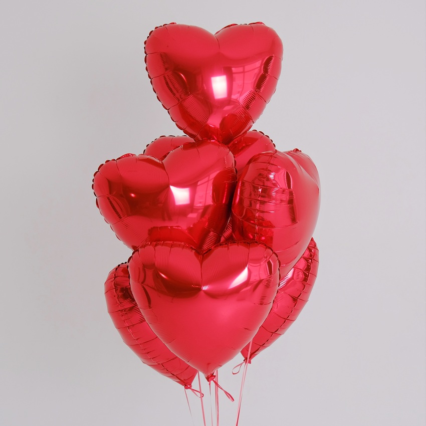 Сет: красные розы в коробочке + мармелад + шары "Сердце" (7 штучек)