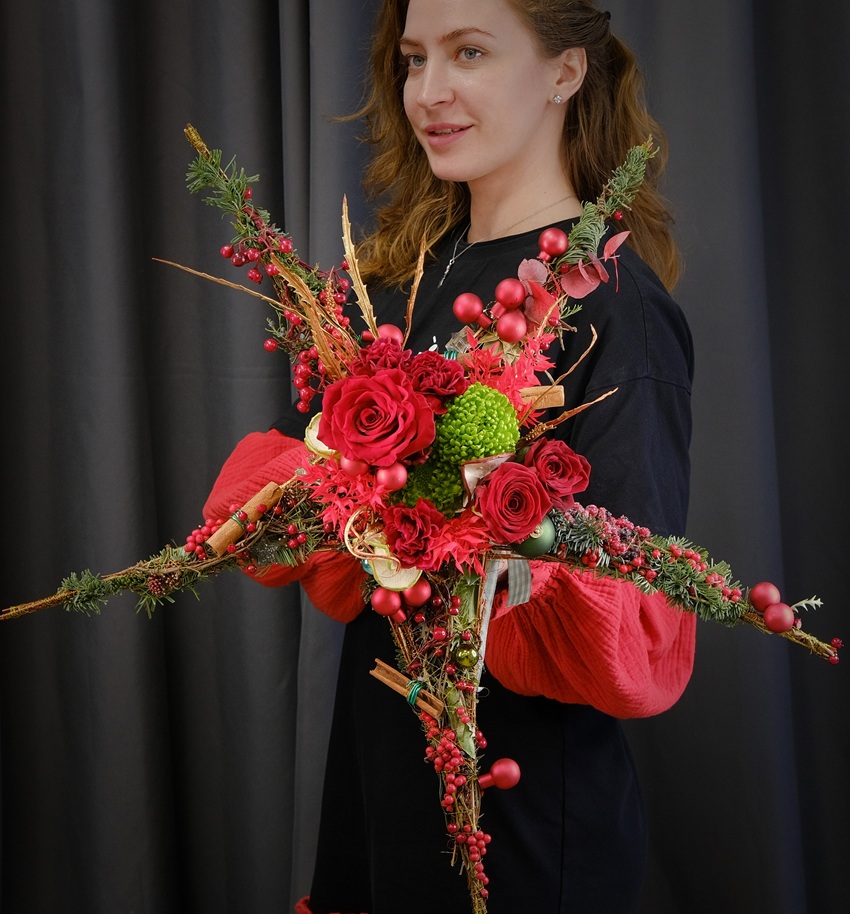 Авторский новогодний букет в форме Звезды с ароматом корицы❄️