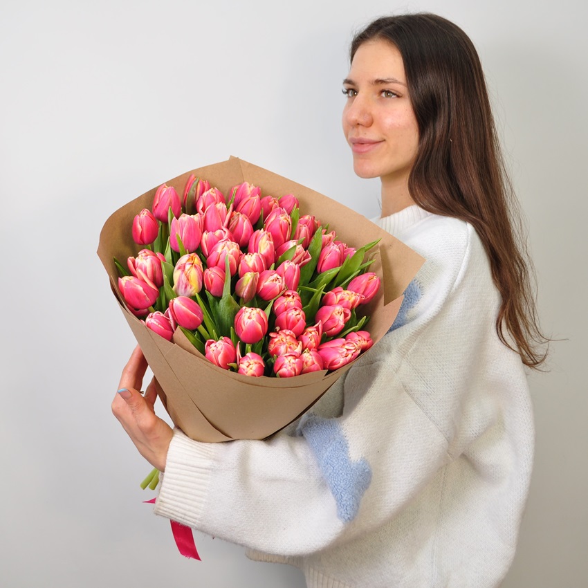 Пионовидные тюльпаны, 49 штук