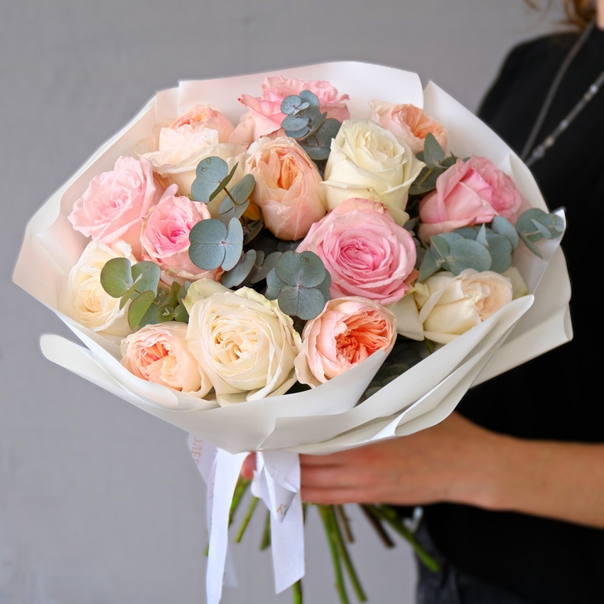 Пионовидные розы для ценителей, 15 шт. "Шелк и аромат" (Английские розы Дэвида Остина)