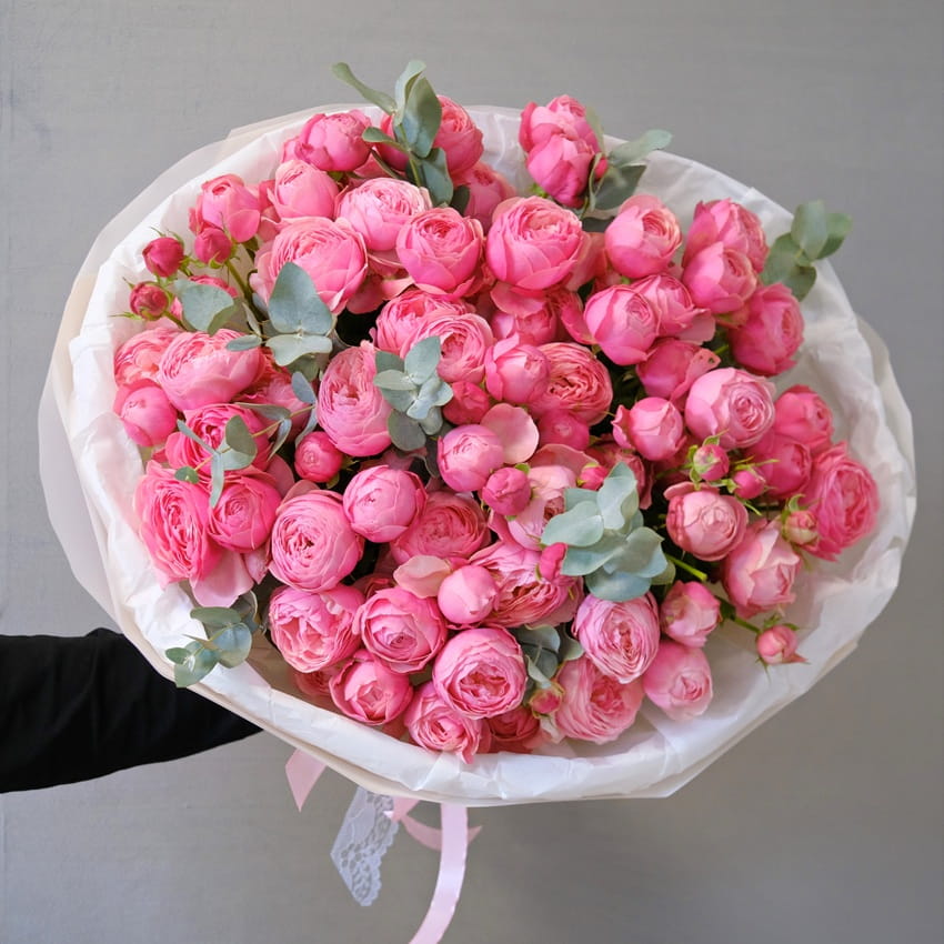 Кустовые пионовидные розы, 15 штучек в букете "Silva Pink"