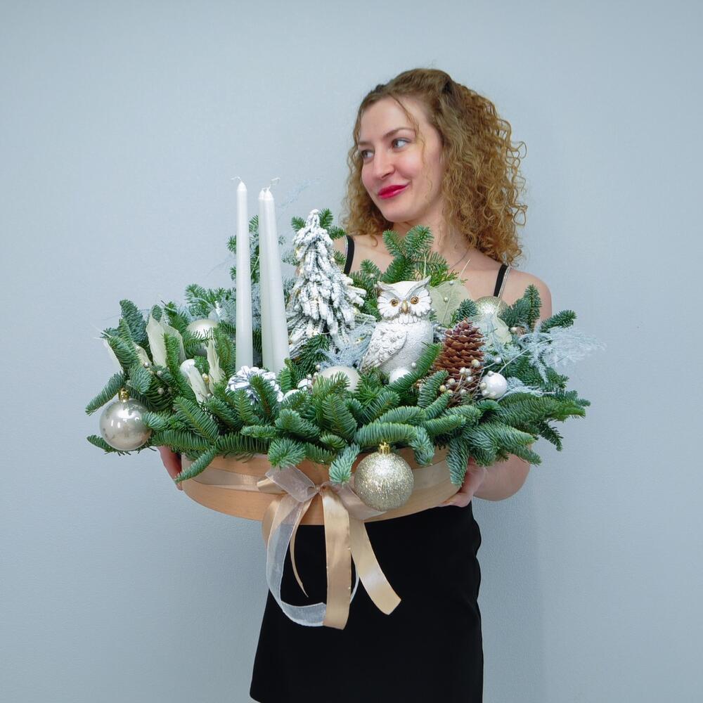 Новогодняя композиция из нобилиса со свечами «Сова из Сказки»
