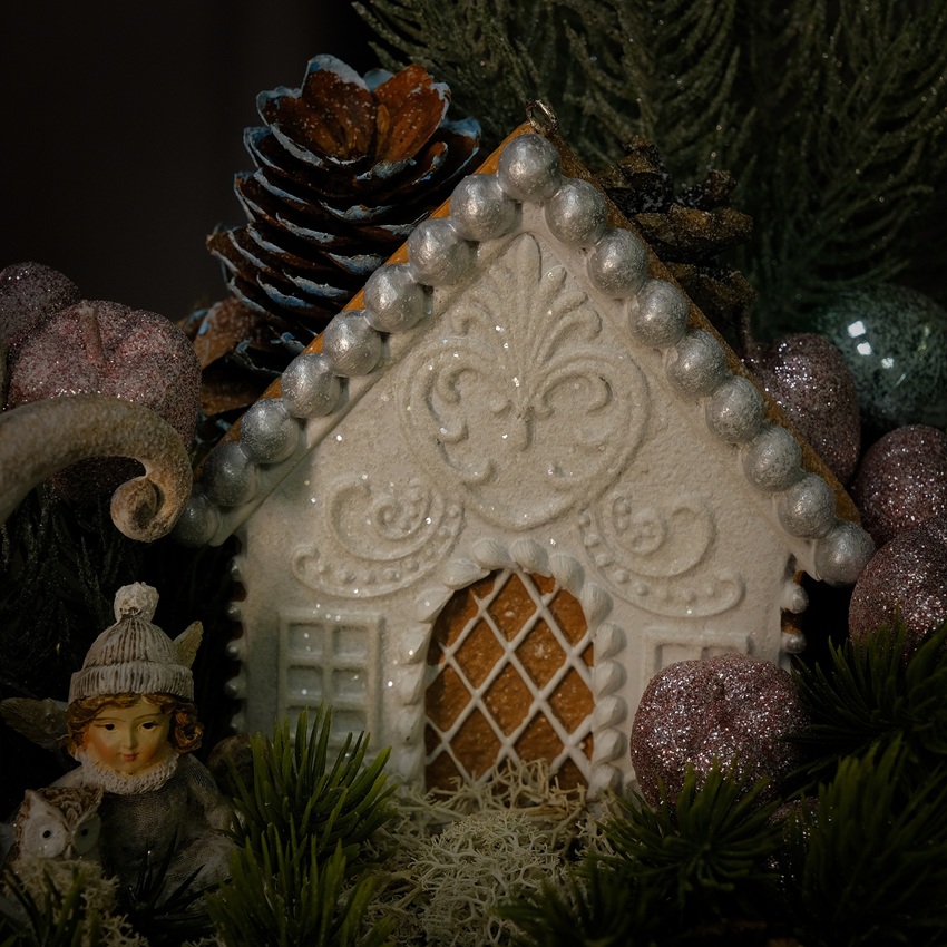 Новогодняя композиция "Путешествие в новогоднюю ночь" (искусственная)