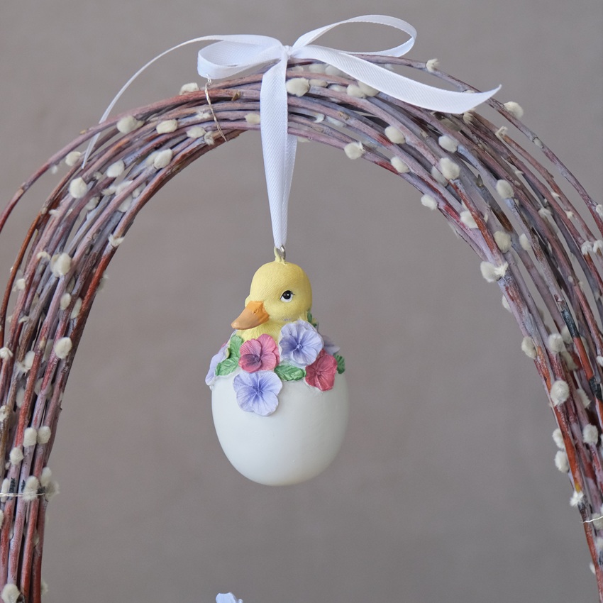  Композиция на Пасху в ящичке (искусственные цветы). Верба и пасхальные сувениры