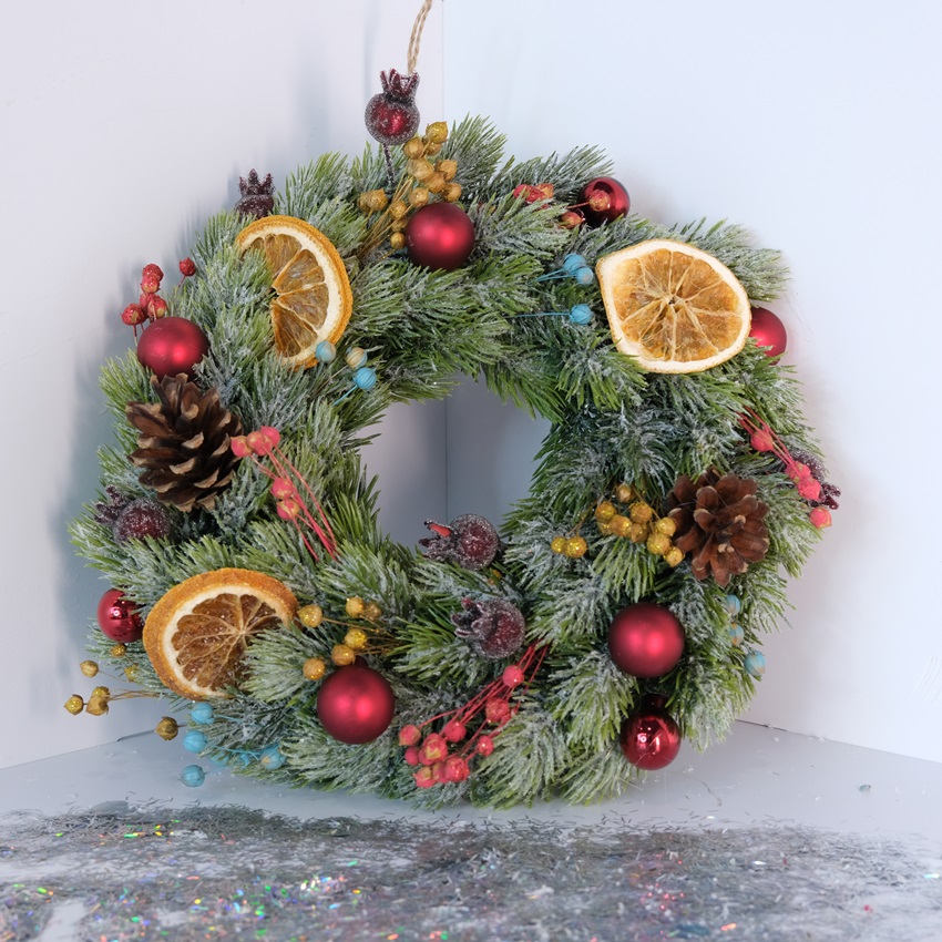 Новогодний венок с апельсиновыми дольками (искусственный)
