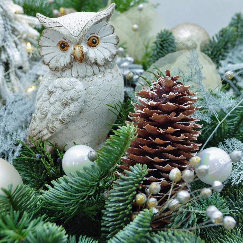 Новогодняя композиция из нобилиса со свечами «Сова из Сказки»