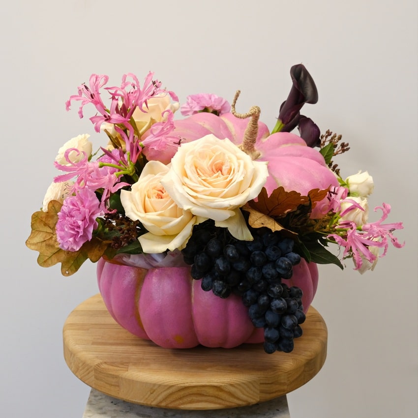 Цветочная тыква! Розовая тыква с пионовидными розами и каллами