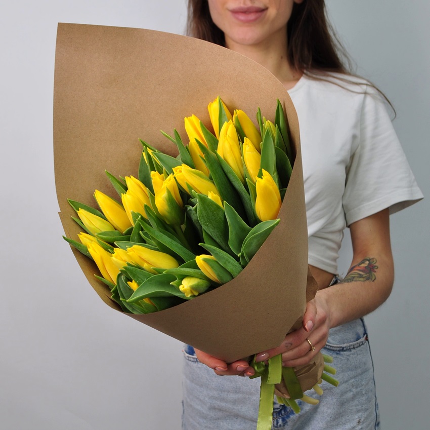 Яркие желтые тюльпаны, 25 штучек Голландия