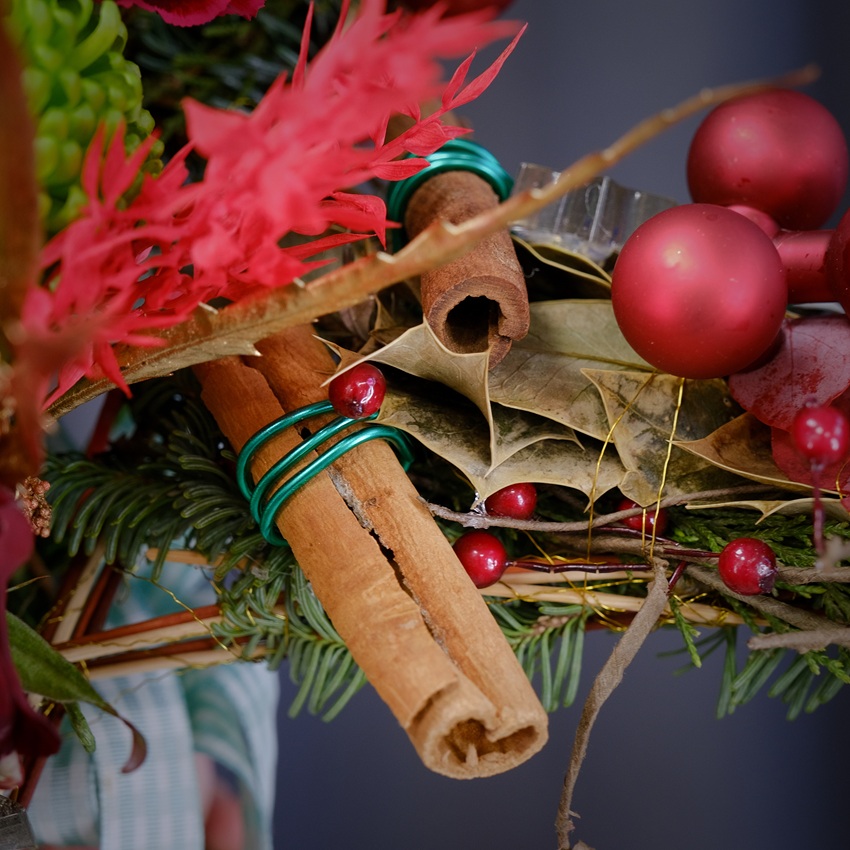 Авторский новогодний букет в форме Звезды с ароматом корицы❄️