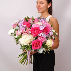 Шикарные ароматные розы Пинк Флойд в сладострастном букете "Сладкое утро"