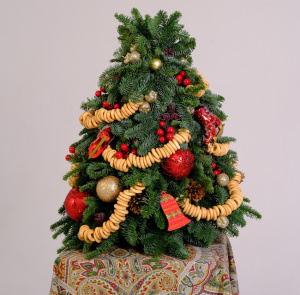 Ёлка новогодняя из датской пихты, 55 см "Конфетки - бараночки"