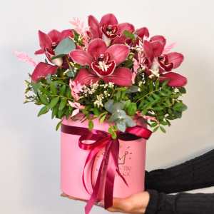 Букет в коробке «Дикая орхидея»