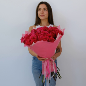 Премиум розы Пинк Флойд, 25 штук с вазой