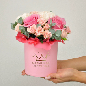 Розовые розы в коробочке "Малиновый бриз"