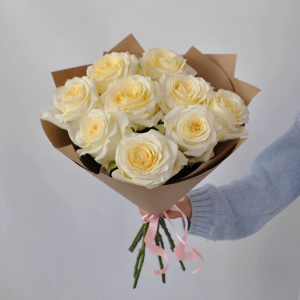 Пионовидные розы КендиЛайт, 9 штучек