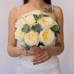Букет невесты из пионовидных ароматных роз