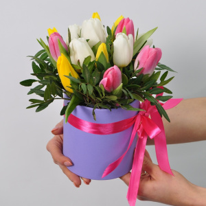 Букет тюльпанов в коробочке, 15 штучек Голландия