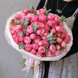 Кустовые пионовидные розы, 15 штучек в букете "Silva Pink"