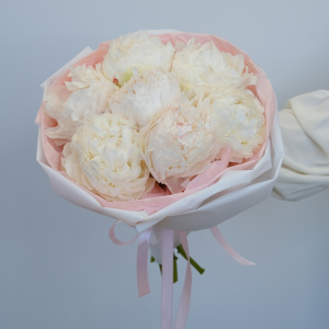 Белые пионы, 7 штучек