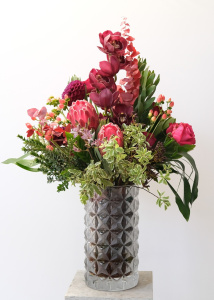 Букет в хрустальной вазе Авдеев