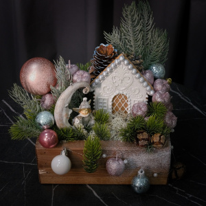 Новогодняя композиция "Путешествие в новогоднюю ночь" (искусственная)