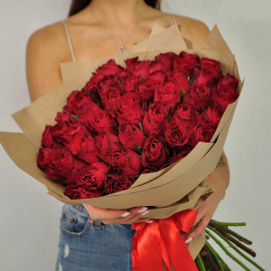 51 красная роза в букете "Африканская страсть"