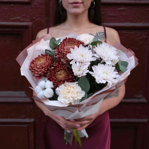 Хризантемы Бигуди в букете "Шоколадное утро"