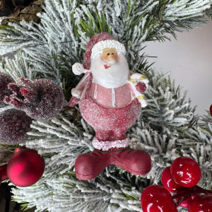 Новогодний венок с красными ягодами (искусственный)