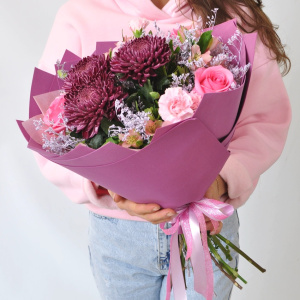 Хризантема Бигуди в букете «Конфетка»