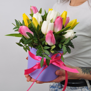 Букет тюльпанов в коробочке, 15 штучек Голландия