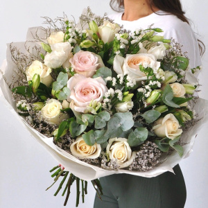 Букет белые розы "Белоснежный"