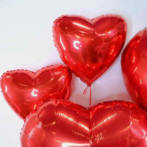 Сет шариков из красных сердец 