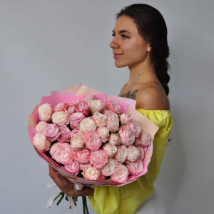 Пионовидная кустовая роза Бомбастик, 15 веток