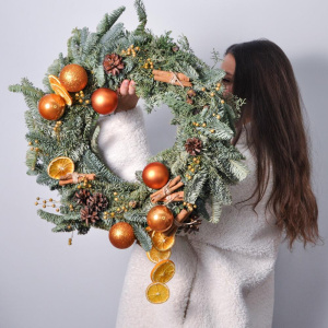 Венок новогодний из нобилиса «Апельсиновый грог»