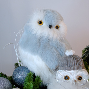 Новогодняя композиция из нобилиса с декором и сувенирами «Совиные сны»