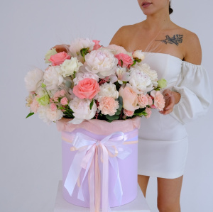 Комната цветов! Белые пионы и розы. Удиви её!