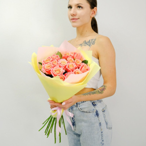 Волшебные персиковые розы, 15 штучек