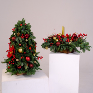 Новогодний сет из двух элементов: ёлка и композиция в ящичке "Обыкновенное чудо"