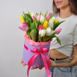 Тюльпаны в коробке, 25 штучек
