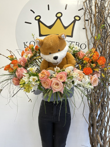 Креативный букет с открытым центром "Яркое поздравление"