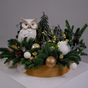 Новогодняя настольная композиция из нобилиса с подсветкой "Золотые мечты Зимы"