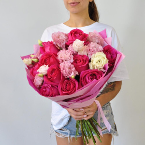 Ароматные розы Пинк флойд в букете "Анатомия Страсти"