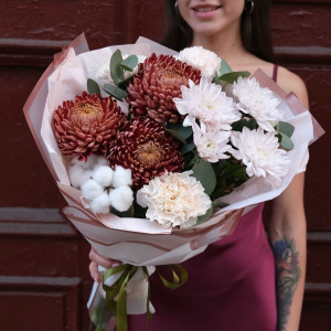 Хризантемы Бигуди в букете "Шоколадное утро"