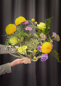 Авторский букет на каркасе ручной работы "Маленький космос"