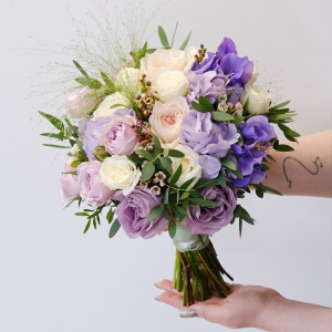 Букет невесты с пионовидными розами "Акварель чувств"