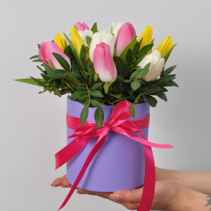 Букет тюльпанов в коробочке, 15 штучек Голландия